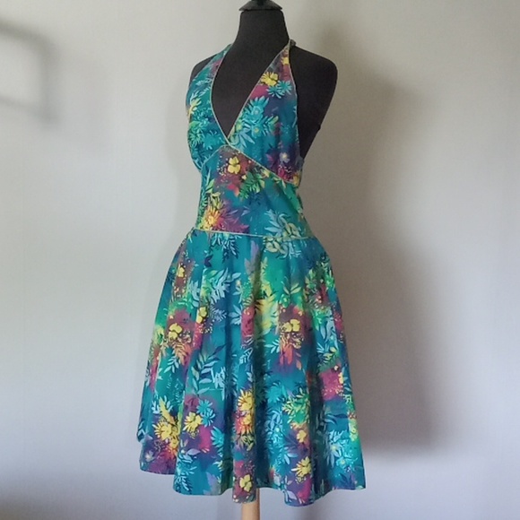 Batik style cotton sundress size small - Picture 5 of 6